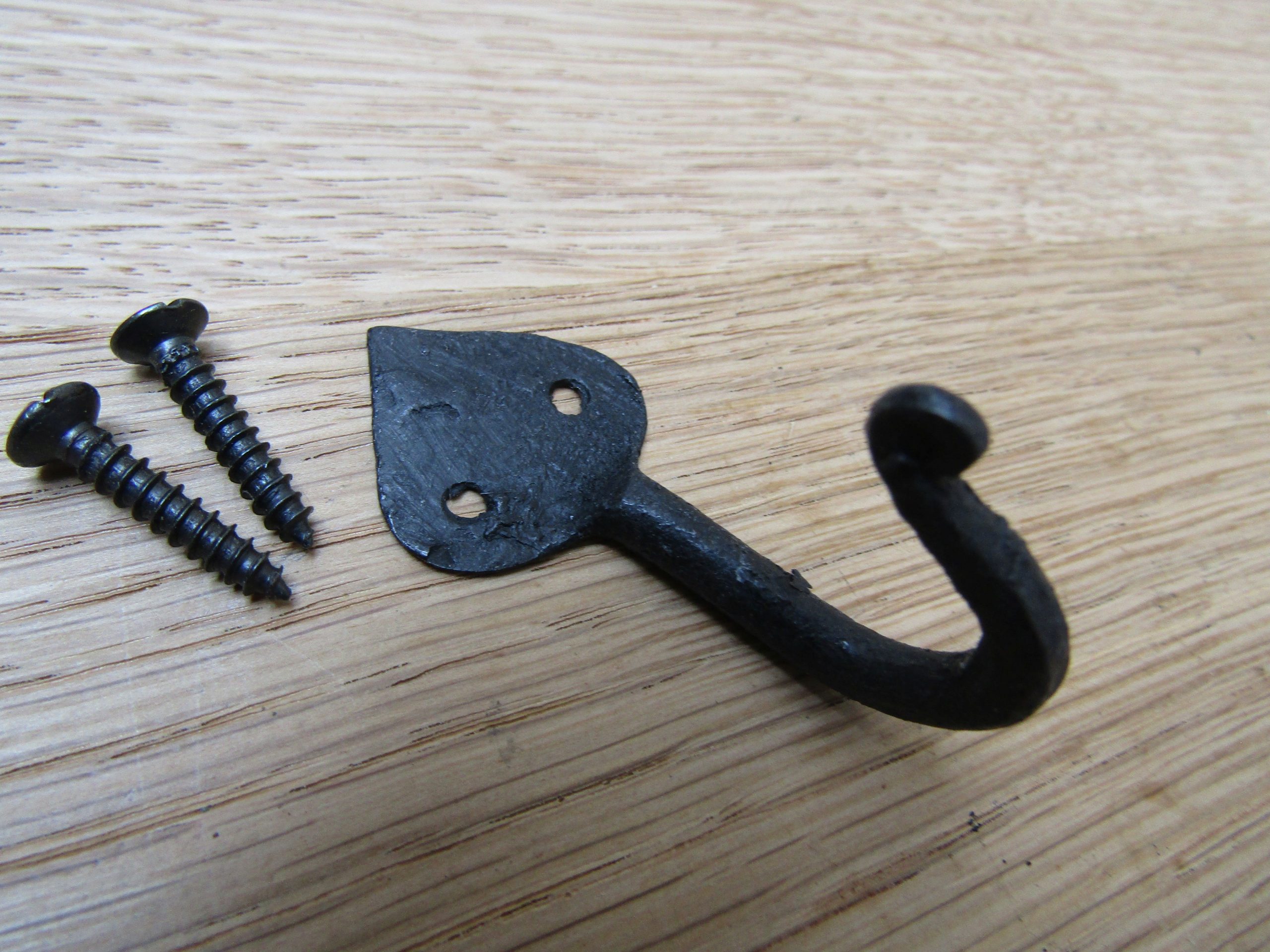 Hand Forged Leaf End 50mm Hook Black Wax