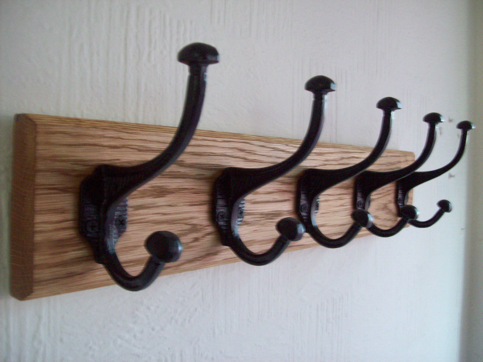 Black Antique Ridged 10 Hook Coat Rail 108cm