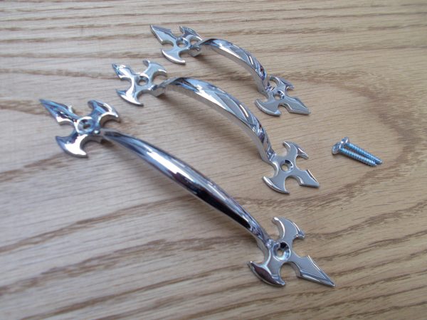 Fleur De Lys Cabinet Pull Handle Polished Chrome 6.5"