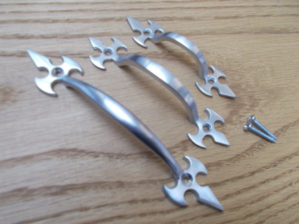 Fleur De Lys Cabinet Pull Handle Satin Chrome 6.5"