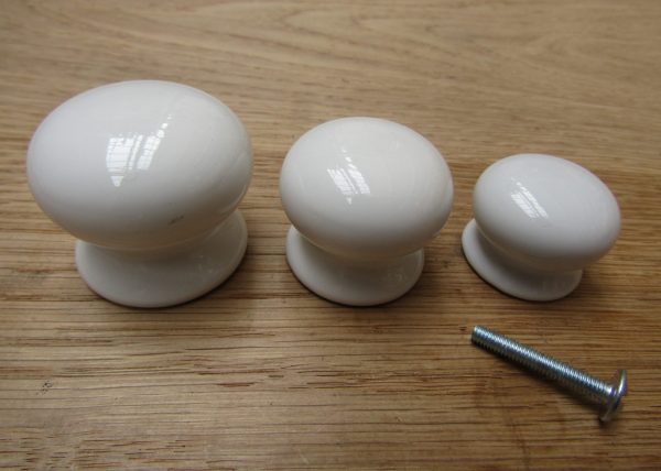 Old English White Plain Cabinet Knob 38mm