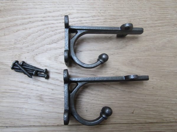 Pair Of 4" Jacobean Shelf Brackets Antique Iron