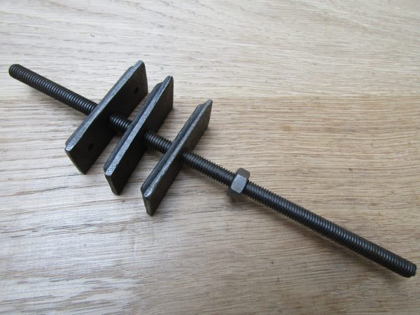 8" Radiator Wall Stay