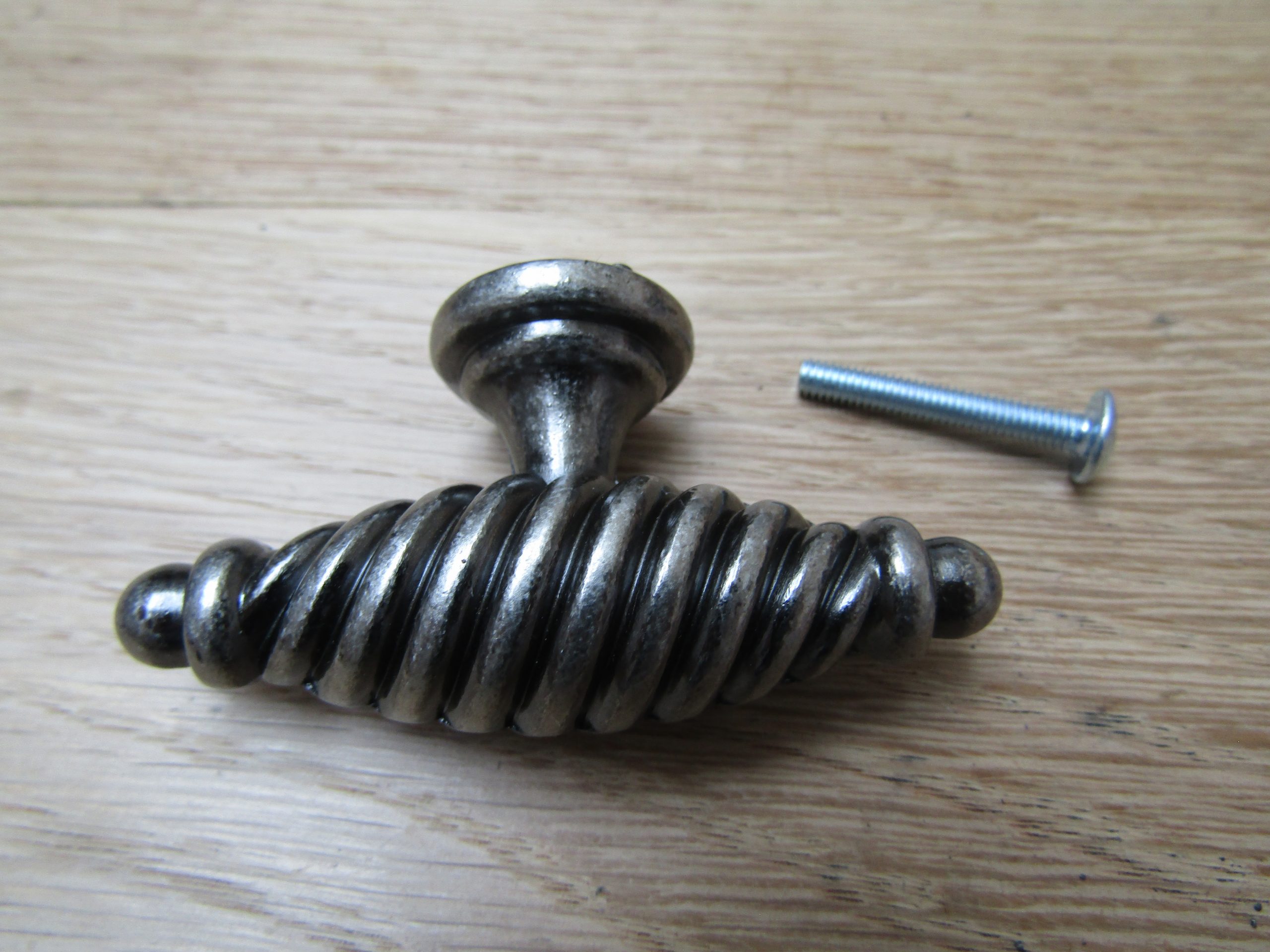 Twisted T Cabinet Knob