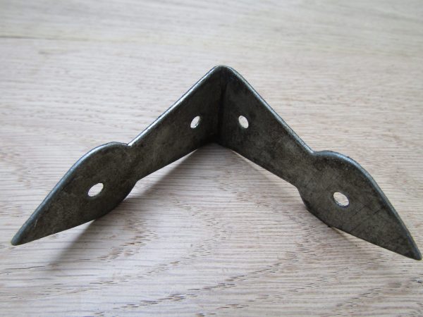 Pack Of 2 Arrow Head Corner Brace Antique Iron Small