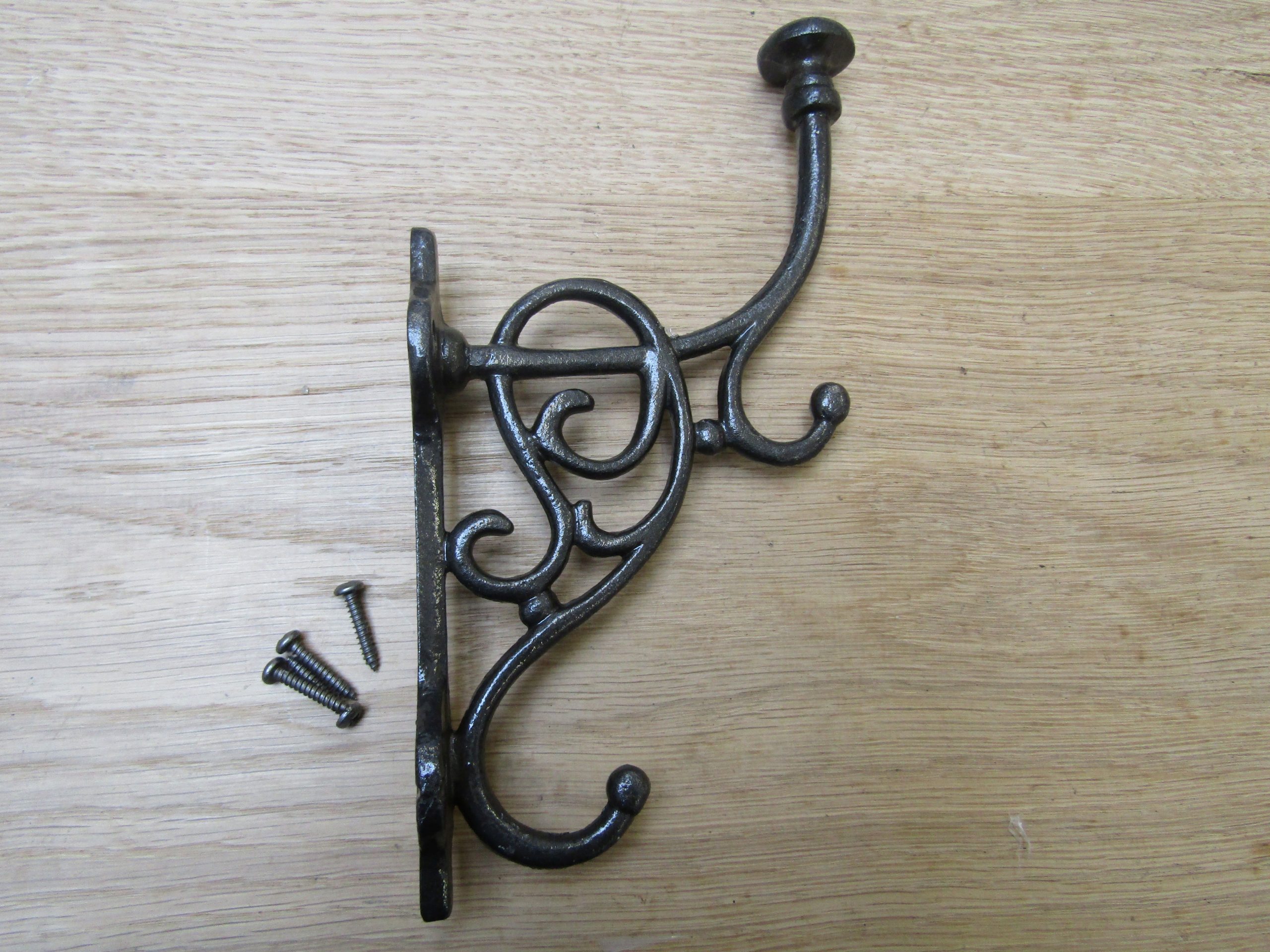 Windsor Ornate Coat Hook